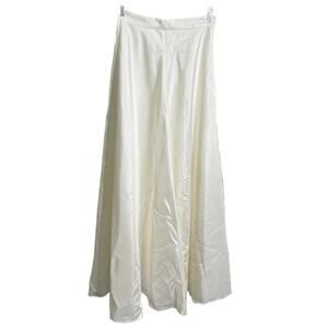 ASOS DESIGN Women's Soft Maxi Lehenga Skirt White Chiffon‎ Linen Pleated 2 NWOT